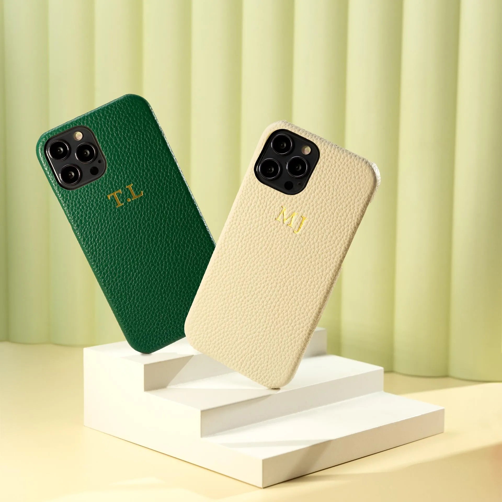 Green Pebble Vegan Leather Phone Case | Green and Cream colors 